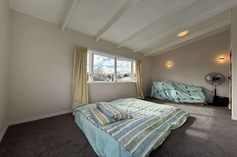 Photo of property in 353 Waiwhetu Road, Fairfield, Lower Hutt, 5011