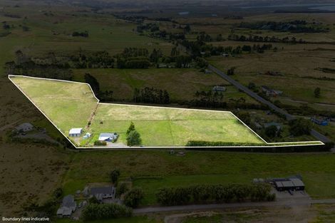Photo of property in 331 South Head Road, South Head, Helensville, 0874