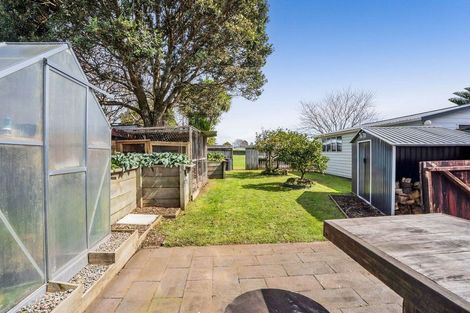 Photo of property in 12 Miro Street, Merrilands, New Plymouth, 4312