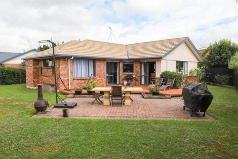 Photo of property in 9 Rochester Place, Nawton, Hamilton, 3200