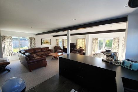 Photo of property in 1 Jayne Place, Torbay, Auckland, 0630