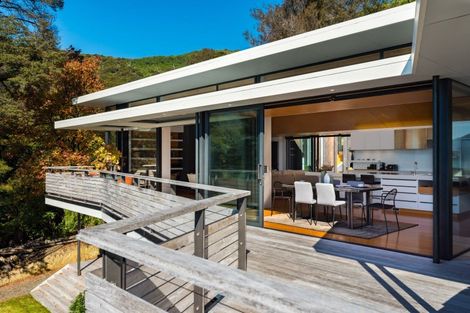 Photo of property in 290 Moetapu Bay Road, Moetapu Bay, Linkwater, 7282