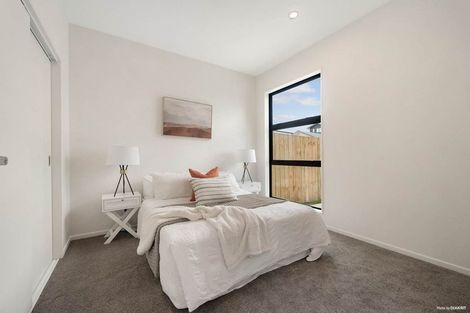 Photo of property in 12 Horokaka Street, Massey, 0614