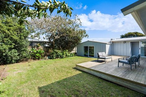 Photo of property in 1206 Papamoa Beach Road, Papamoa Beach, Papamoa, 3118