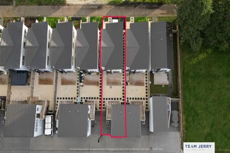 Photo of property in 105b Grove Road, Papakura, 2110