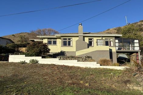 Photo of property in 35 Branxholm Street, Roxburgh, 9500