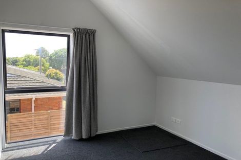 Photo of property in 47c Sherwood Avenue, Te Atatu South, Auckland, 0610