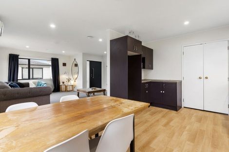 Photo of property in 39 Garton Drive, Massey, Auckland, 0614