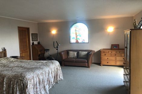 Photo of property in 4 Handley Place, Onerahi, Whangarei, 0110