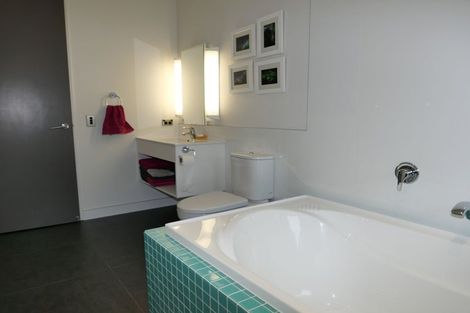 Photo of property in 118 Ngarara Road, Waikanae, 5036