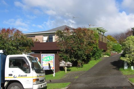Photo of property in 1/15 Rapallo Place, Farm Cove, Auckland, 2012
