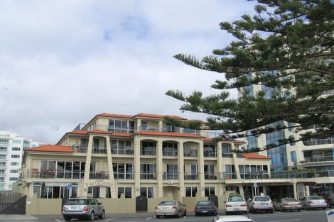 Photo of property in 4 Marine Parade, Mount Maunganui, 3116