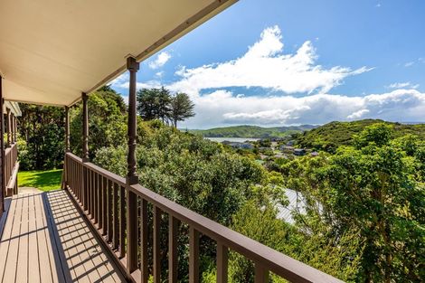 Photo of property in 77 Ayton Drive, Whitby, Porirua, 5024