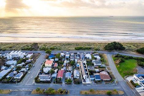 Photo of property in 4/141 Oram Avenue, New Brighton, Christchurch, 8061