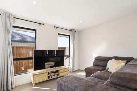 Photo of property in 14 Northmoor Boulevard, Rolleston, 7615