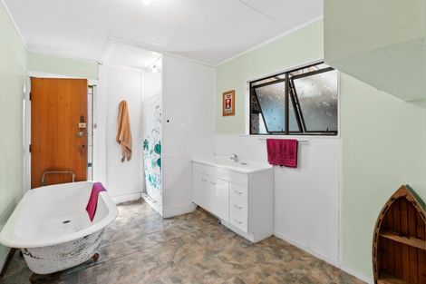 Photo of property in 27 Carruthers Street, Otane, 4202