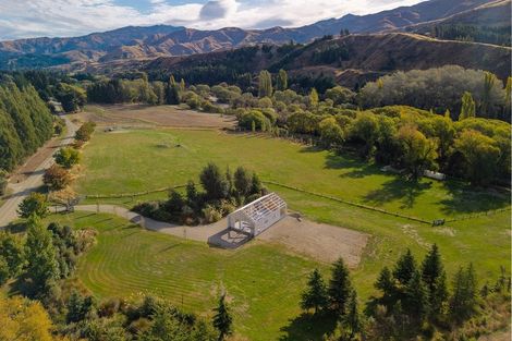 Photo of property in 930 Mount Barker Road, Wanaka, 9382