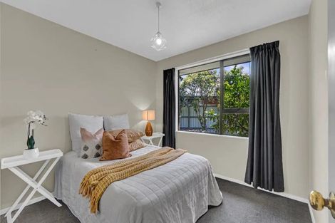 Photo of property in 6 Shenley Drive, Belfast, Christchurch, 8051
