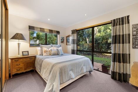 Photo of property in 5b Regency Crescent, Redwood, Christchurch, 8051