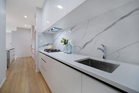 Photo of property in 61 Drumbuoy Drive, Flat Bush, Auckland, 2019