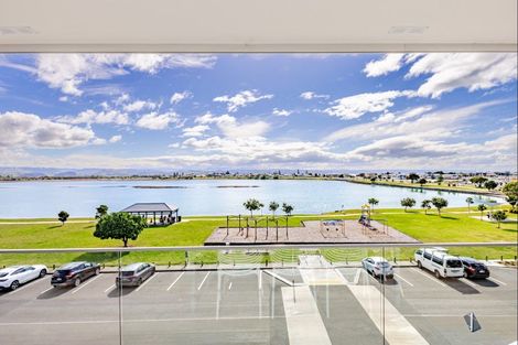 Photo of property in 407/7 Humber Street, Pandora, Napier, 4110