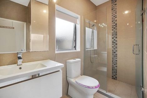 Photo of property in 1 Geranium Avenue, Flat Bush, Auckland, 2019