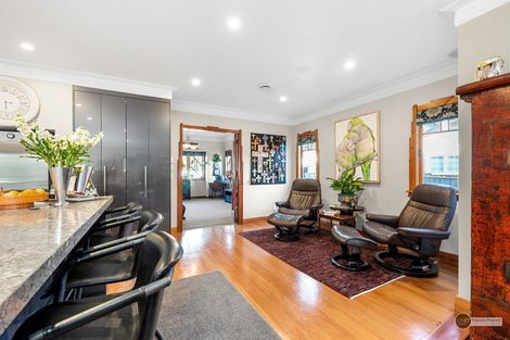 Photo of property in 37 Pohutukawa Street, Woburn, Lower Hutt, 5010
