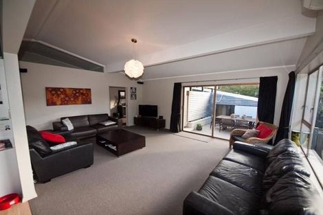 Photo of property in 3 Caesars Place, Churton Park, Wellington, 6037