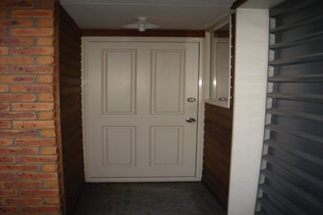 Photo of property in 17 Division Street, Riccarton, Christchurch, 8041