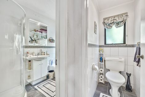 Photo of property in 7 Metric Place, Te Atatu South, Auckland, 0610