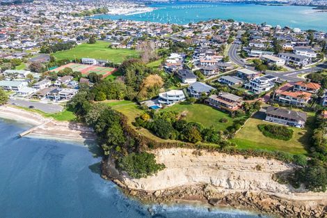 Photo of property in 156 Clovelly Road, Bucklands Beach, Auckland, 2012