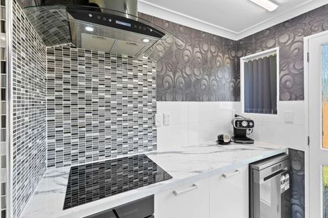 Photo of property in 1-3 Racecourse Road, Awapuni, Palmerston North, 4412