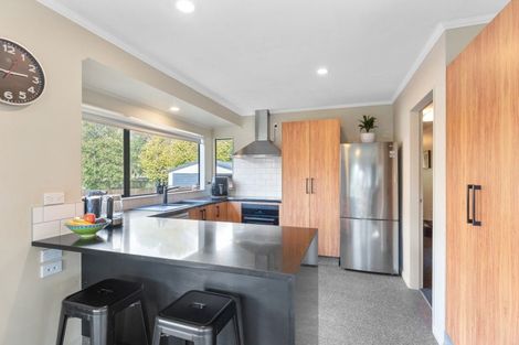 Photo of property in 16 The Avenue, Paraparaumu Beach, Paraparaumu, 5032