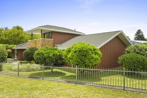 Photo of property in 2 Byron Street, Leamington, Cambridge, 3432