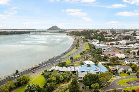 Photo of property in 7/144 Third Avenue, Tauranga, 3110