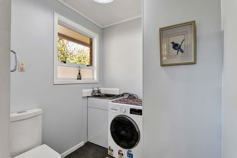 Photo of property in 2 Thames Street, Welbourn, New Plymouth, 4310
