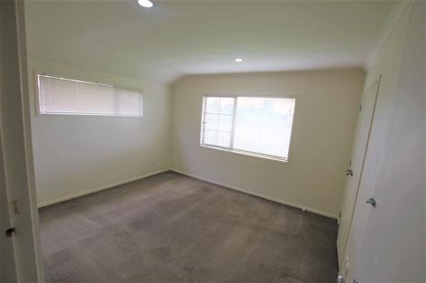 Photo of property in 27 Opawa Crescent, Favona, Auckland, 2024