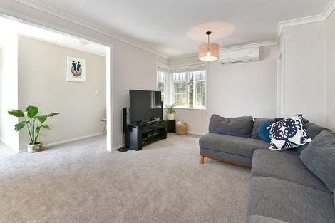 Photo of property in 25 Downer Street, Helensville, 0800