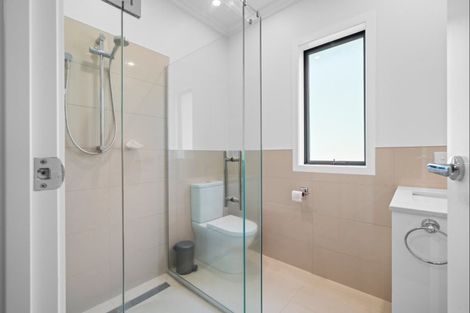 Photo of property in 5 Fern Lane, Whalers Gate, New Plymouth, 4310