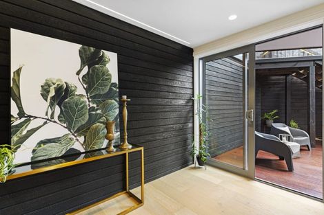 Photo of property in 61a Churchill Road, Murrays Bay, Auckland, 0630