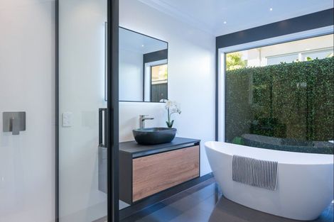 Photo of property in 33 Hart Road, Richmond, 7020