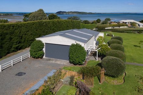 Photo of property in 139 Athenree Road, Athenree, Katikati, 3177