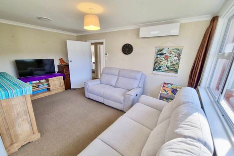 Photo of property in 146 George Street, Stokes Valley, Lower Hutt, 5019