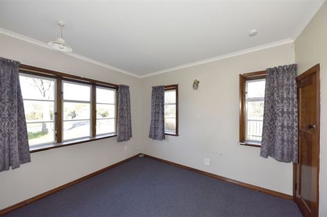 Photo of property in 8 Rowe Place, Burwood, Christchurch, 8061