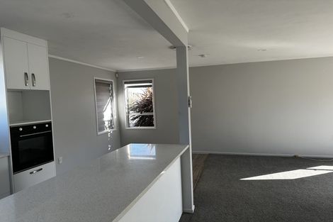 Photo of property in 5 Bluewater Place, Wattle Downs, Auckland, 2103