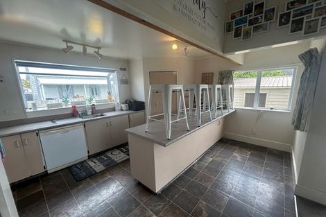 Photo of property in 39 Blake Street, Waitara, 4320