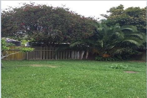 Photo of property in 1/17 Orchid Place, Te Atatu South, Auckland, 0610
