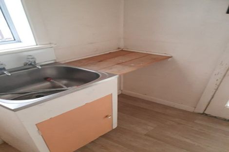 Photo of property in 11 Allen Avenue, Papatoetoe, Auckland, 2025