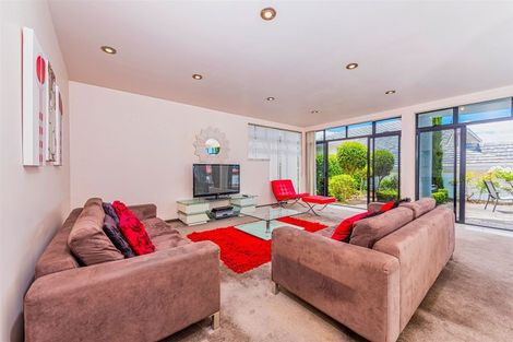 Photo of property in 38 Luckens Road, West Harbour, Auckland, 0618