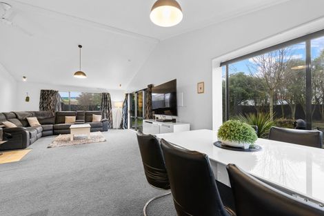 Photo of property in 9 Ludlow Place, Parklands, Christchurch, 8083